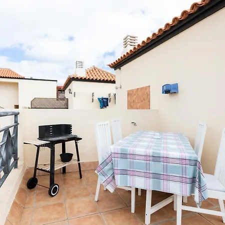 Appartamento 119 Seaview Rooftop By Sunkeyrents